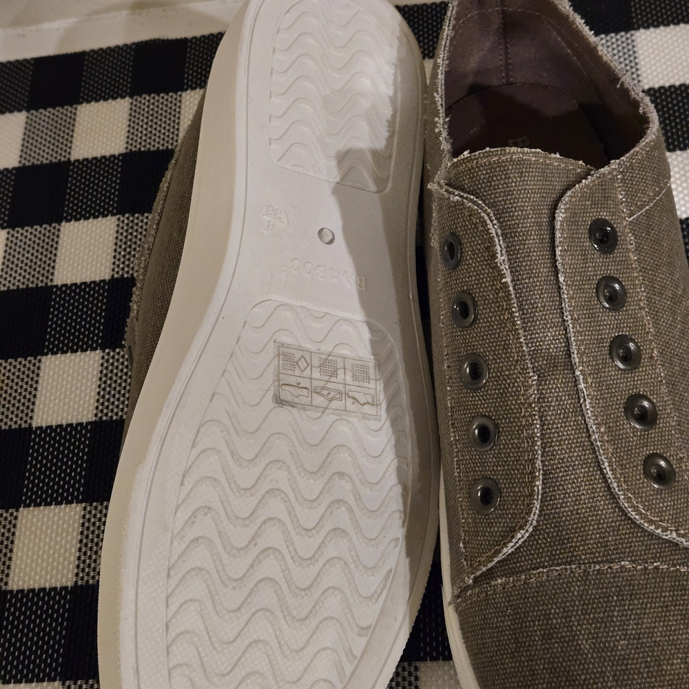 BAMBOO Olive Green Slip-On Sneakers - Picture 4 of 7